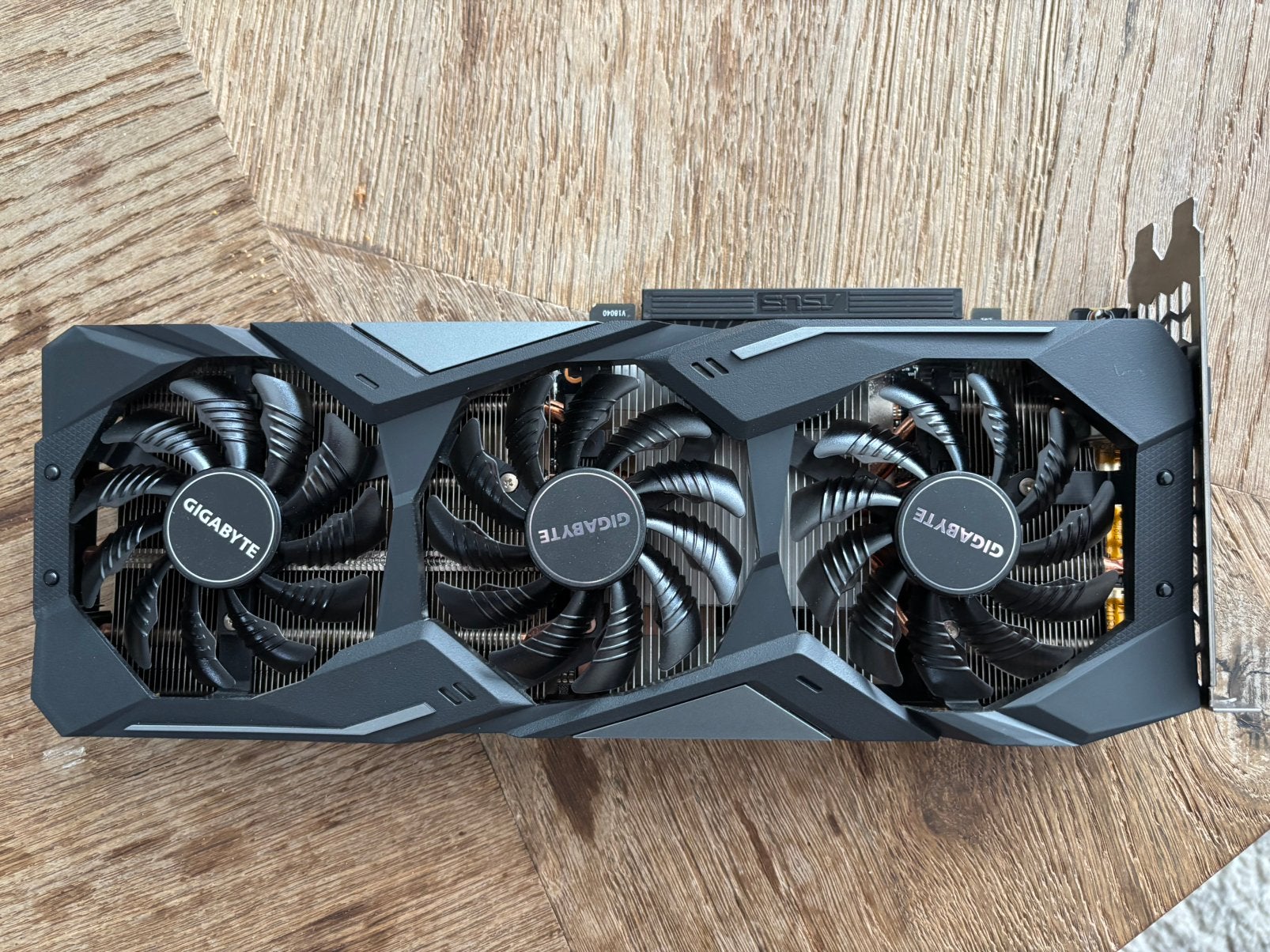 Gigabyte GeForce RTX 2070 8GB RGB, Computers en Software, Videokaarten, Ophalen, DisplayPort, GDDR6, PCI-Express 4