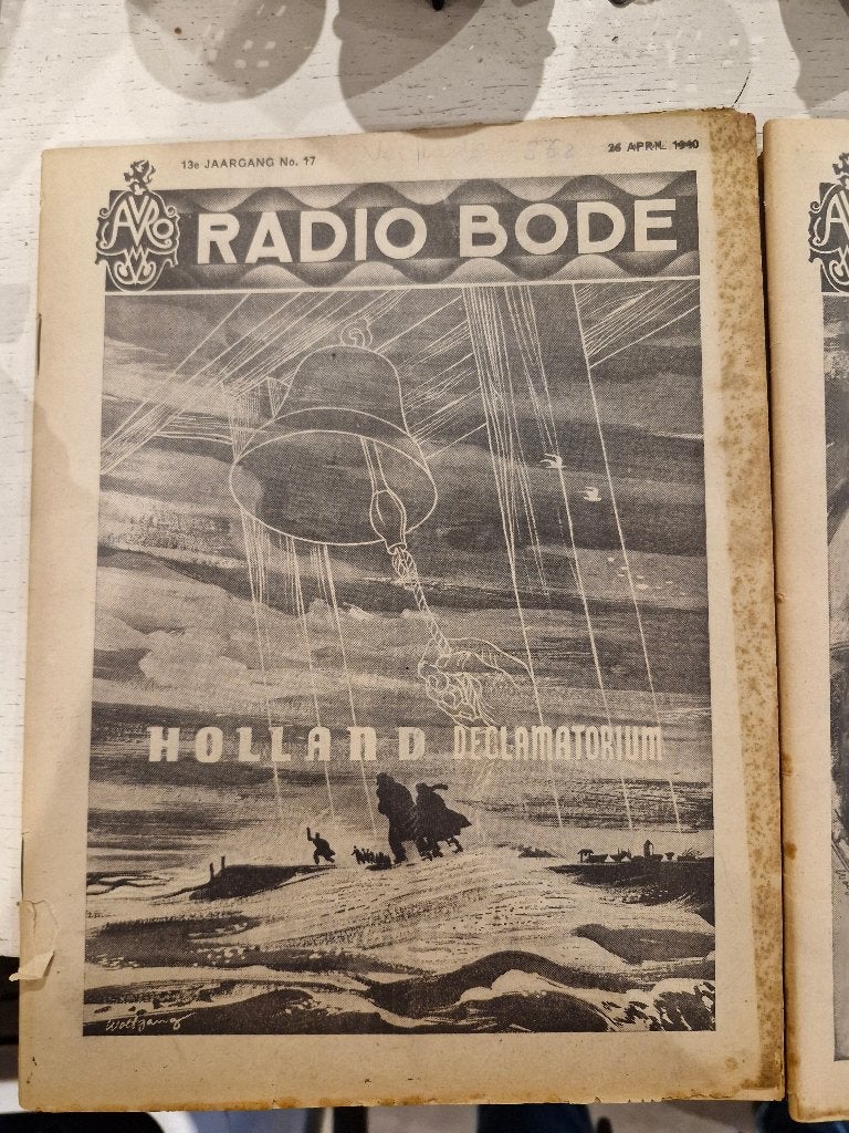 2 maal Radiobode 1940, Ophalen of Verzenden, Gebruikt, Tv, Overige typen