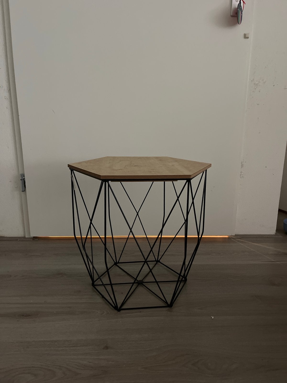 Bijzettafel met opbergruimte - houten blad, Huis en Inrichting, Minder dan 55 cm, Gebruikt, Overige vormen, Hout