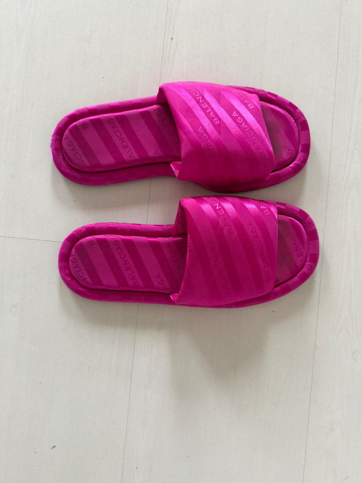 Balenciaga Slippers!, Ophalen of Verzenden