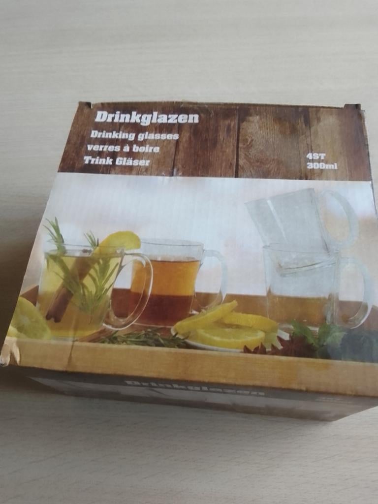 4 thee of koffie bekers nieuw nog in verpakking, Ophalen of Verzenden, Nieuw