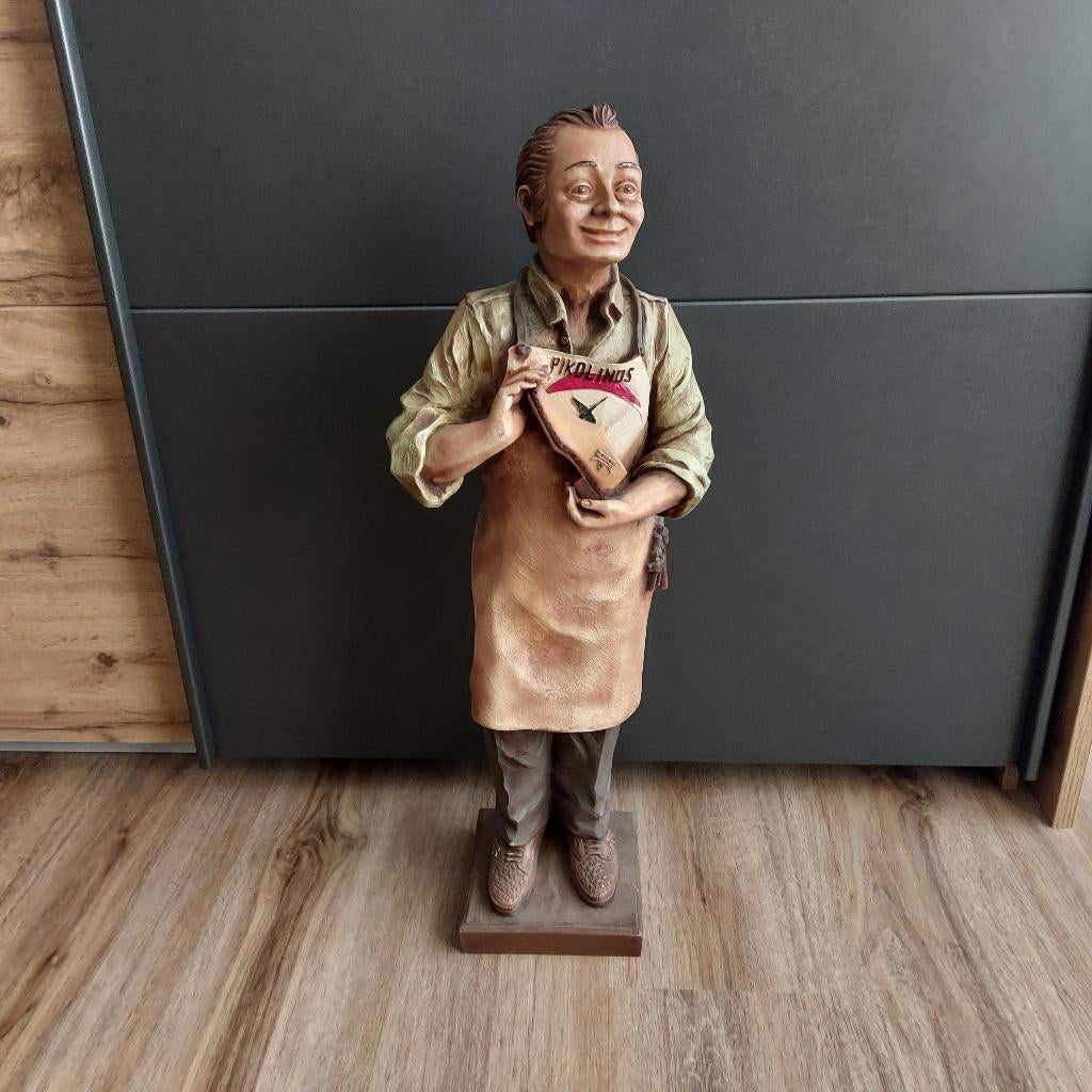 Beeld Schoenmaker Pikolinos, Verzamelen, Beelden en Beeldjes, Ophalen, Zo goed als nieuw, Mens