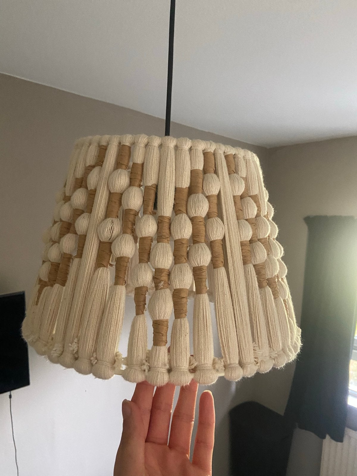 Boho Macramé Lampenkap - Handgemaakt en Stijlvol, Ophalen of Verzenden, Zo goed als nieuw, Textiel, Overige fittingen