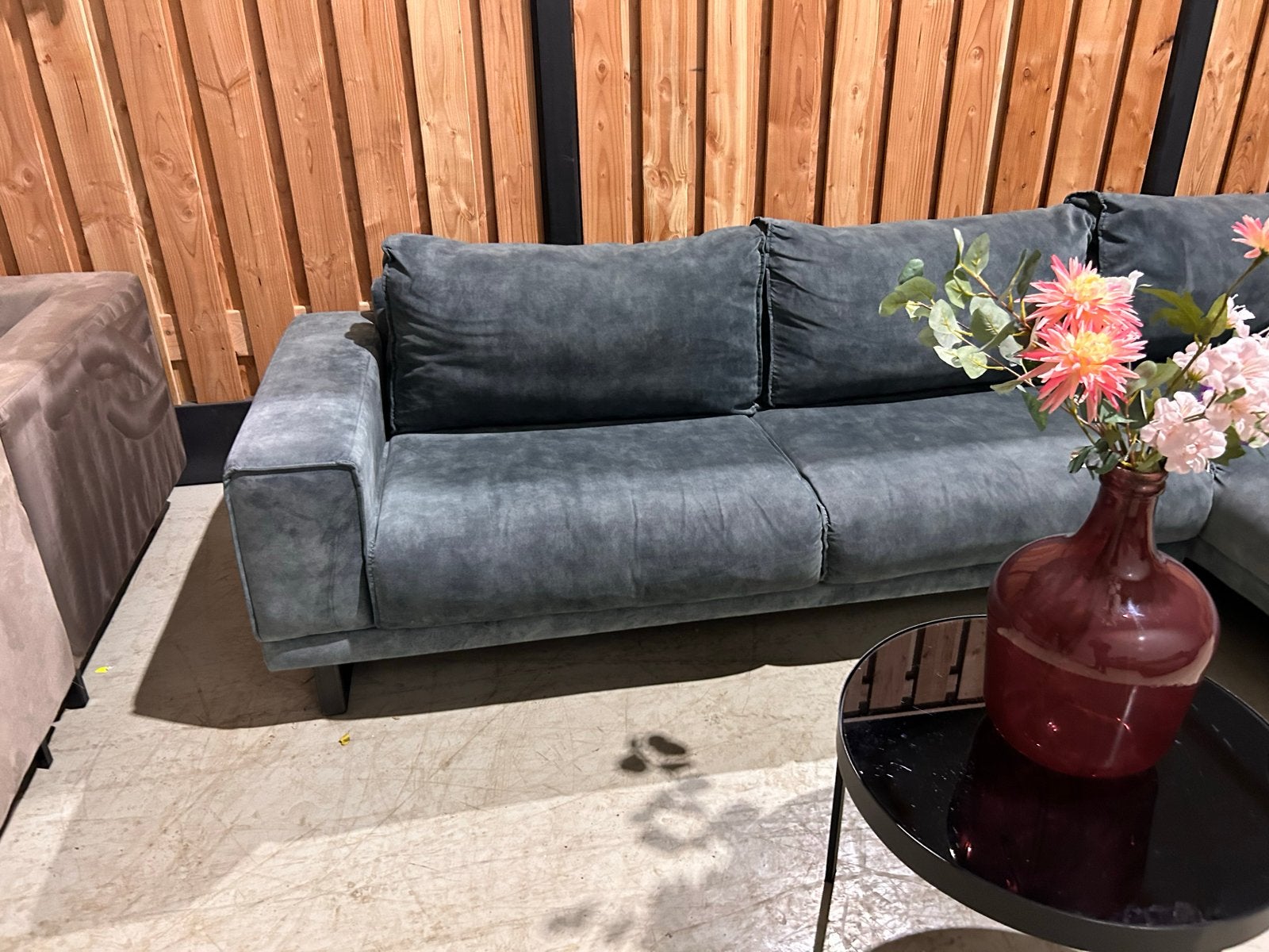 Schitterende Bommel Hoekbank - Adore Niagara Velvet, 250 tot 300 cm, ., Hoekbank, Ophalen of Verzenden