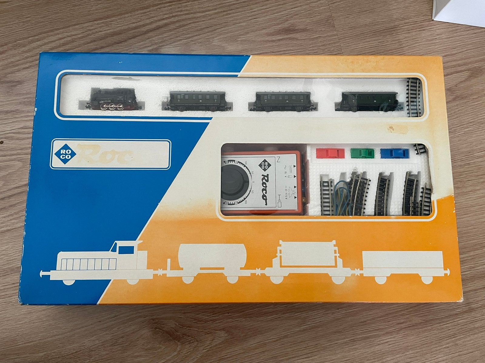 Heel veel treinspullen N-spoor, Hobby en Vrije tijd, Modeltreinen | N-Spoor, Treinset, Gelijkstroom of Wisselstroom, Nieuw, Ophalen