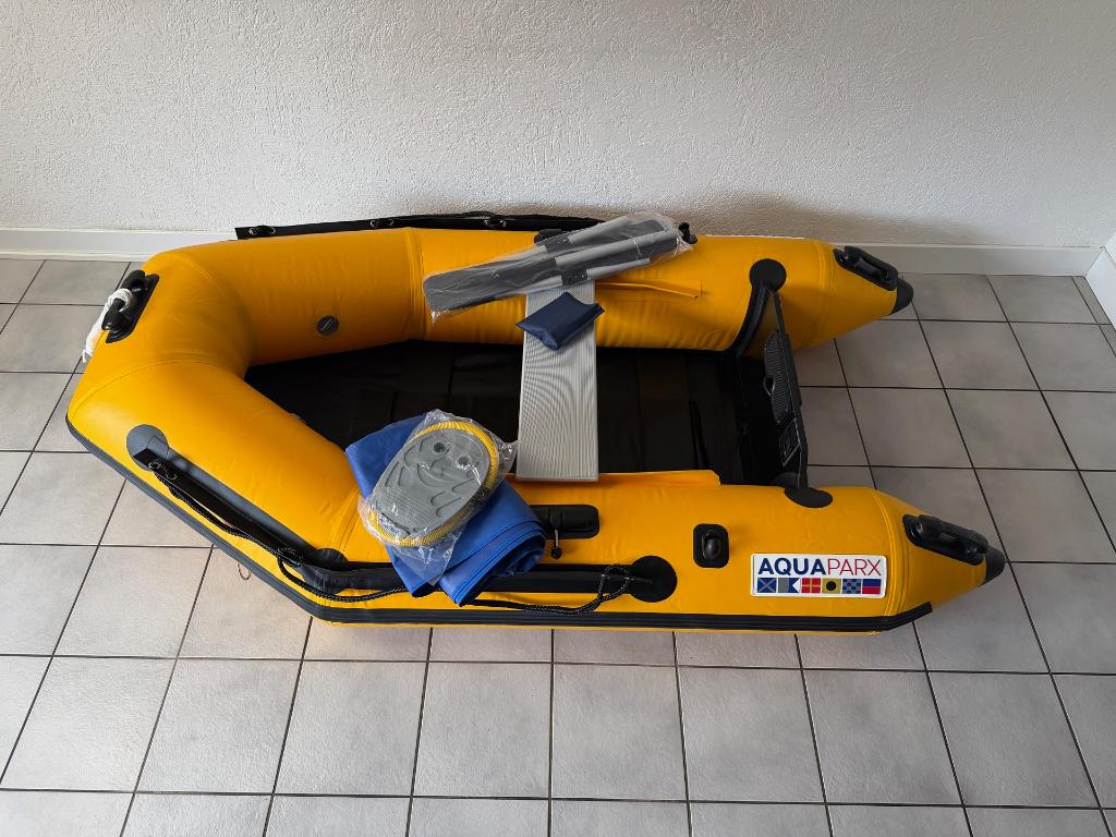 NIEUW ! In doos alleen uitgepakt voor foto's AquaParx 230, Watersport en Boten, Ophalen, Nieuw, Overige typen