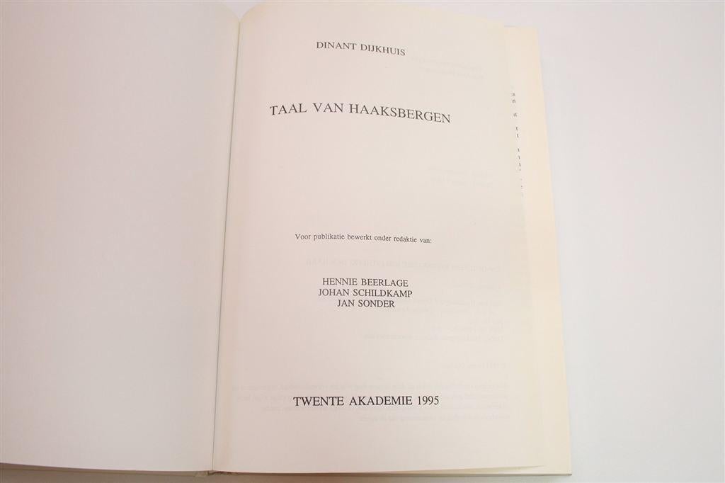 Taal van Haaksbergen — Dialect & Etymologie [Nieuwstaat], Ophalen of Verzenden, Zo goed als nieuw