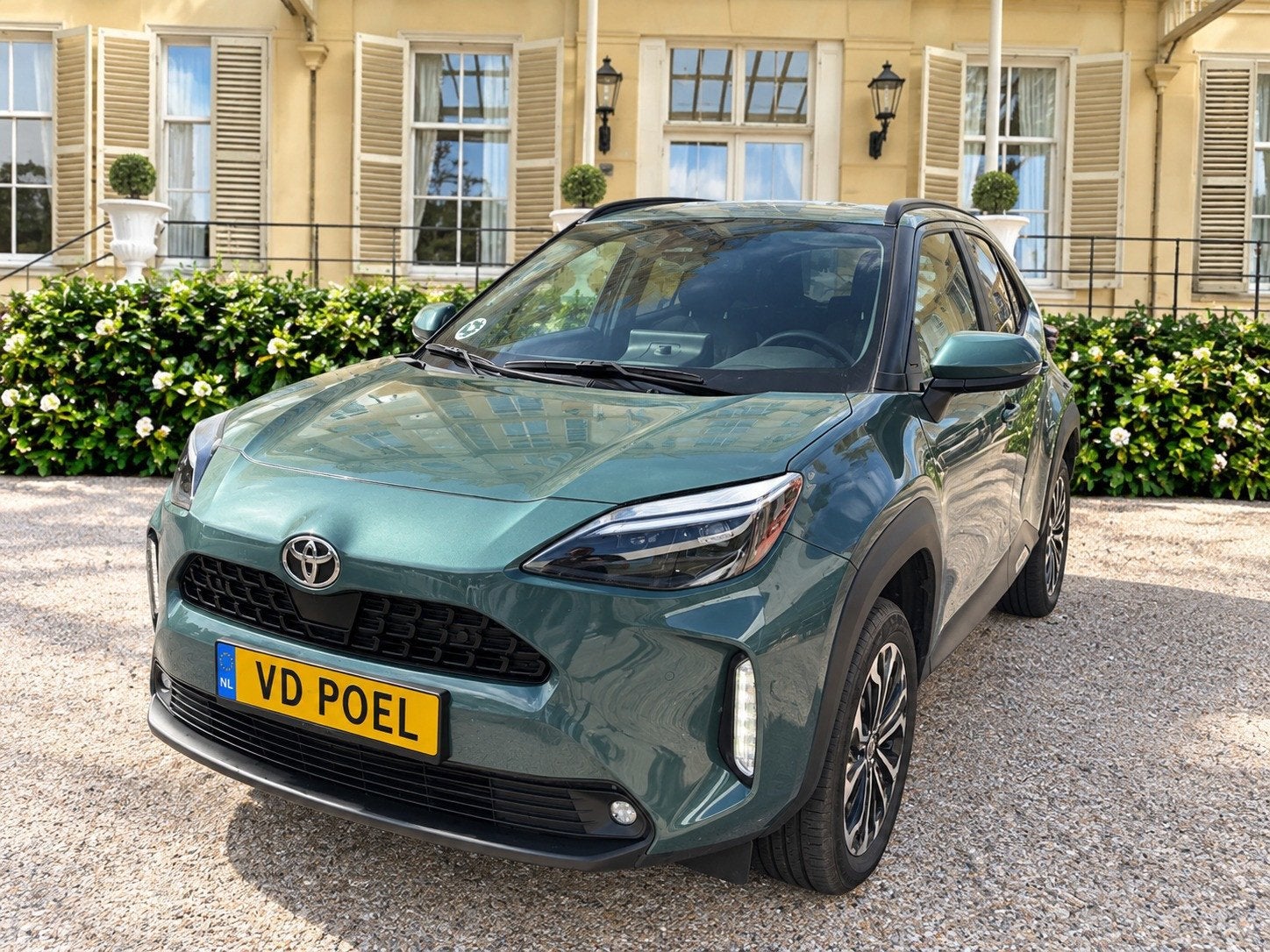 Toyota Yaris Cross 1.5 Hybrid 115 Style PDC V+A I CAMERA, Dealer onderhouden, Stof, Gebruikt, 1165 kg