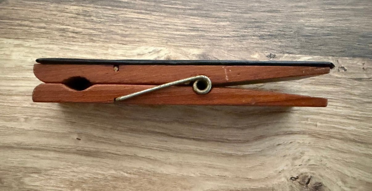 Antieke Reuzengrote wasknijper van teakhout, Ophalen of Verzenden