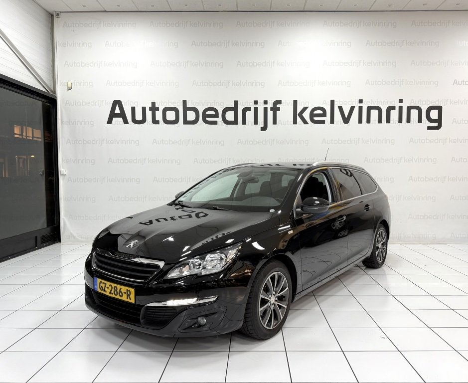 Foto 2 van Peugeot 308 SW 1.2 PureTech Style Bovag Garantie Airco