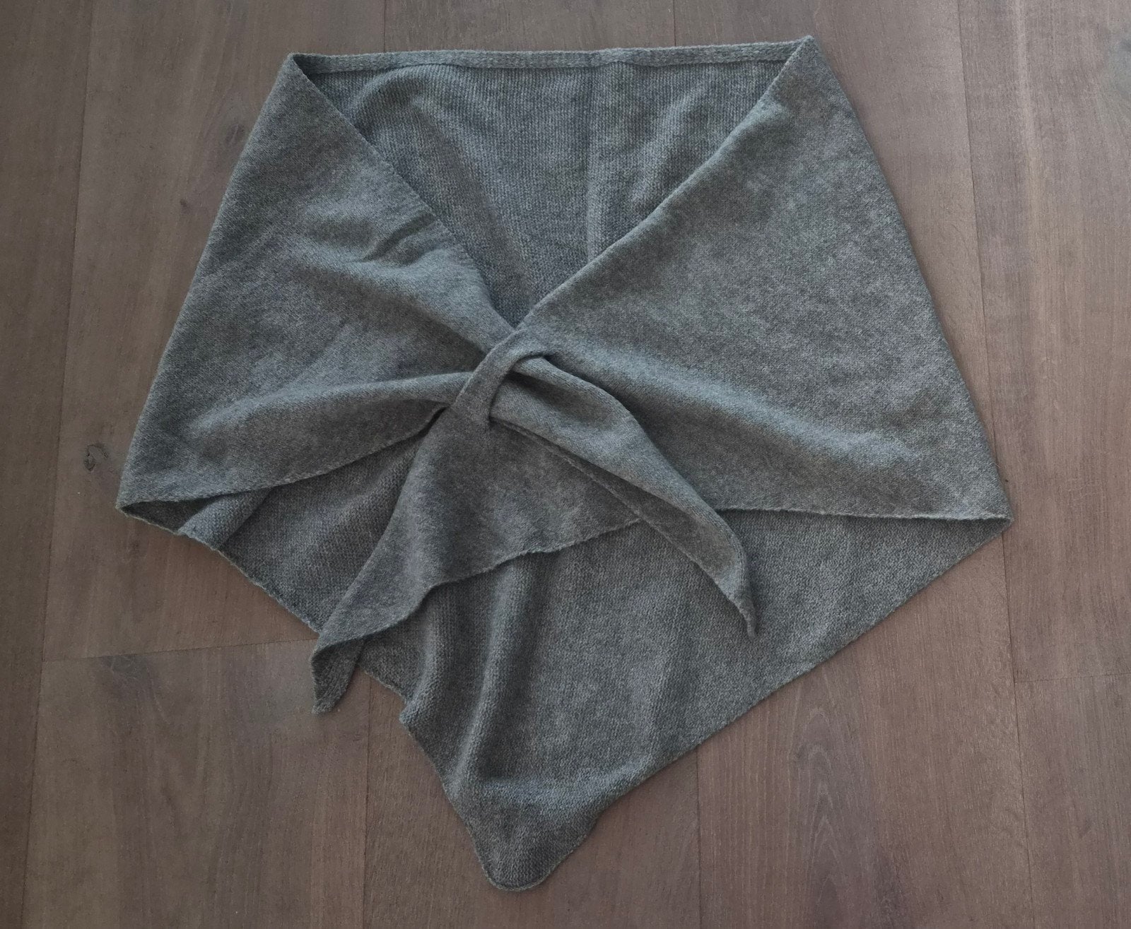 omslagdoek, sjaal, nieuw, bruin tint, Ophalen of Verzenden, Nieuw, Maat 38/40 (M), Sjaal