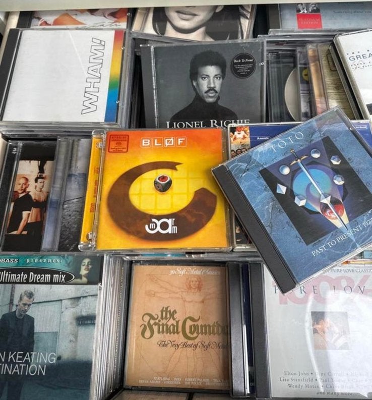 Cd pakket verzameling 95 stuks diverse artiesten, Ophalen, Zo goed als nieuw