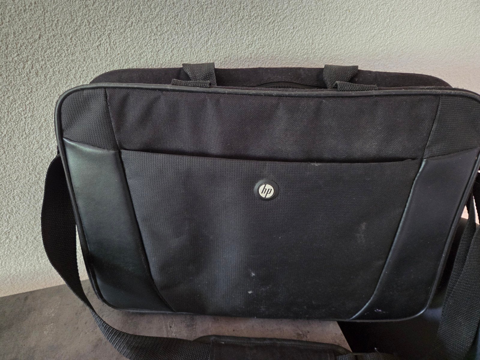 HP Laptoptas - Zwart - 19 inches, Computers en Software, Ophalen of Verzenden