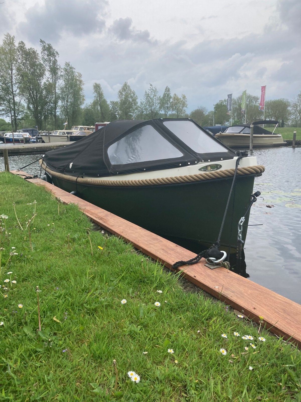Prachtige en unieke Nauteakos 530 sloep te koop, Watersport en Boten, Sloepen, 16 pk, Binnenboordmotor, 1.80 meter, Rondzit