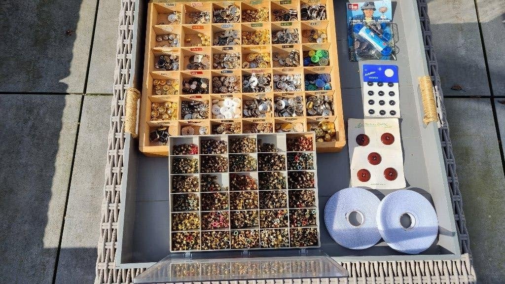 knopen  metalen rondjes, Ophalen, Nieuw, Overige typen