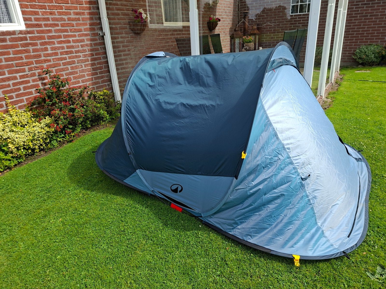 Quechua 2 Seconds 2P Pop-up Tent - Snel op te zetten, Caravans en Kamperen, Tenten, Ophalen, Zo goed als nieuw, Tot en met 2