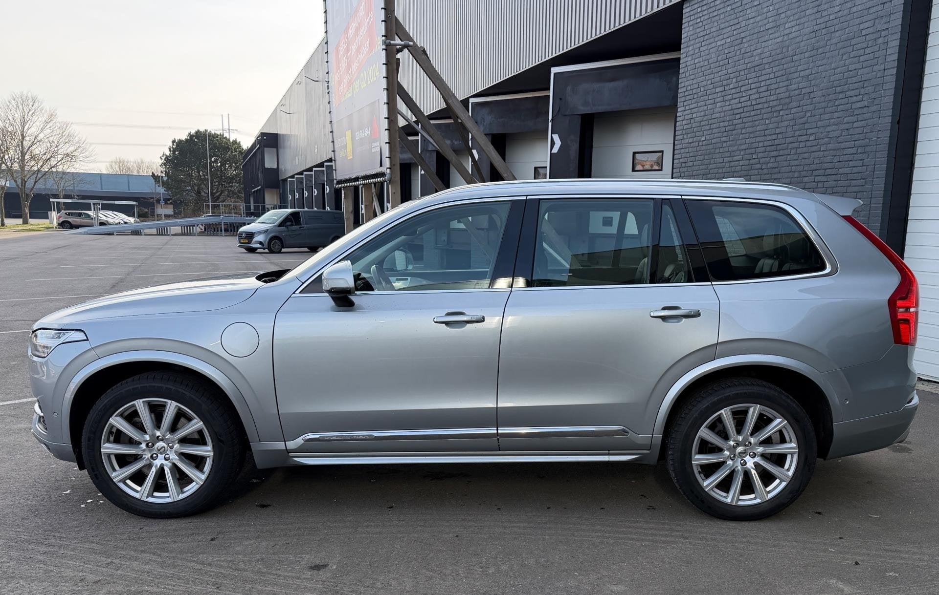 Volvo XC90 2.0 T8 Twin Engine AWD Inscription DEALEROH/B&W/P, Auto's, Dealer onderhouden, Gebruikt, 1969 cc, 7 stoelen