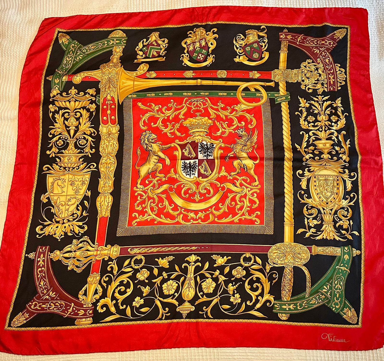Shawl handgezoomd jaren 70, Kleding | Dames, Ophalen of Verzenden, Zo goed als nieuw, Maat 46/48 (XL) of groter, Sjaal