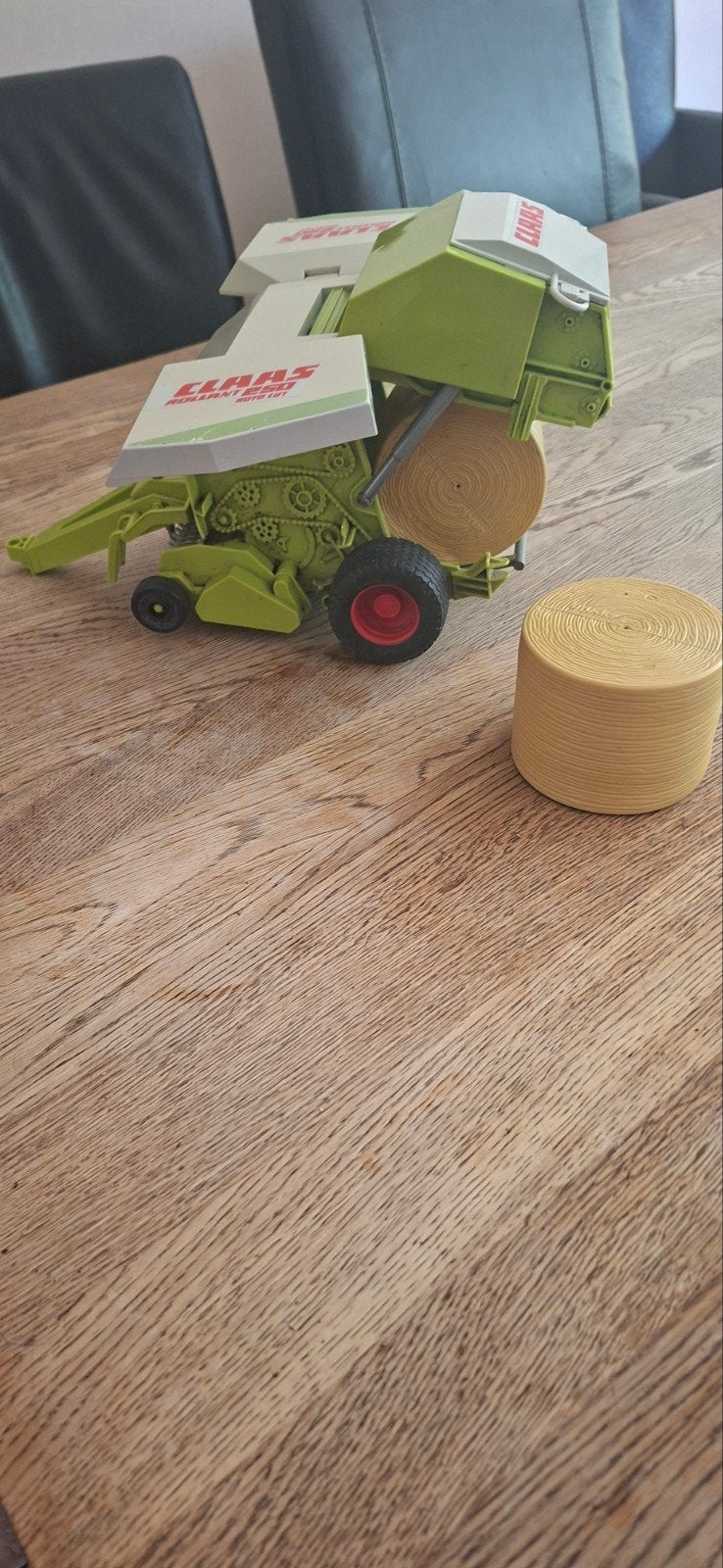 Claas Rollant 250 rondebalenpers speelgoedmodel, Ophalen of Verzenden, Gebruikt