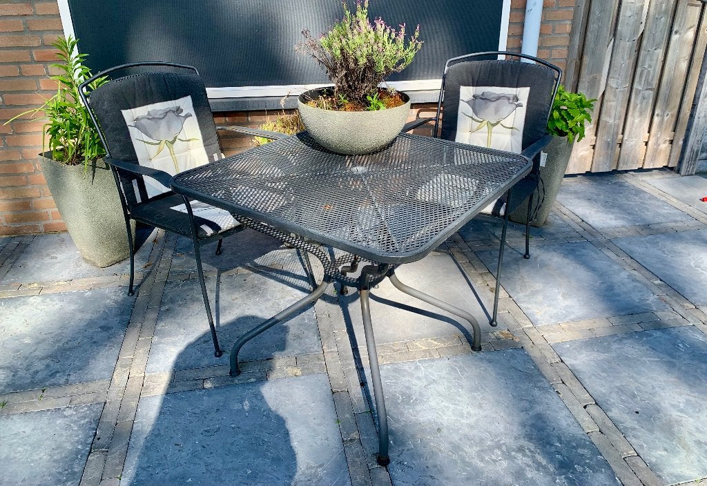 2 persoons tuinset. Met cinderella kussens, Overige materialen, Gebruikt, Bijzettafel, Tuinset
