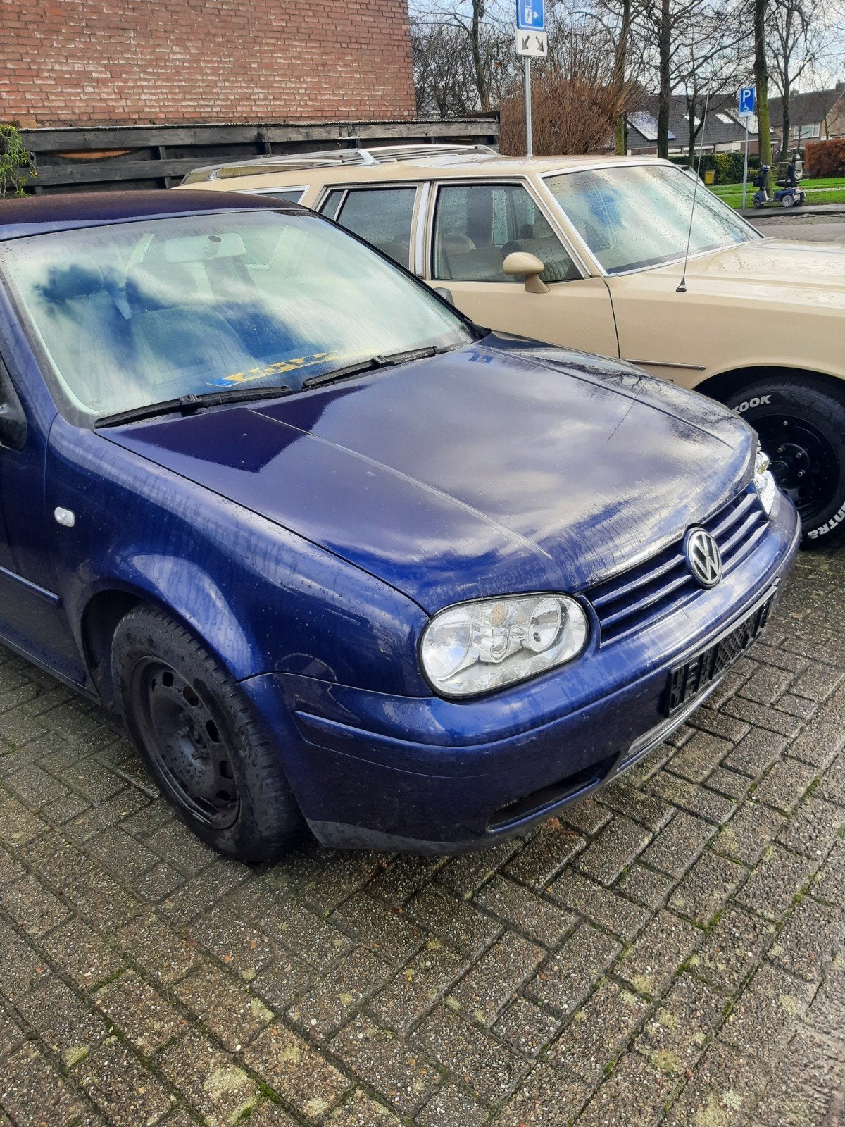 golf 4 1.6 moet voor het weekend weg  anders sloop, Voorwielaandrijving, 74 pk, 4 cilinders, Origineel Nederlands