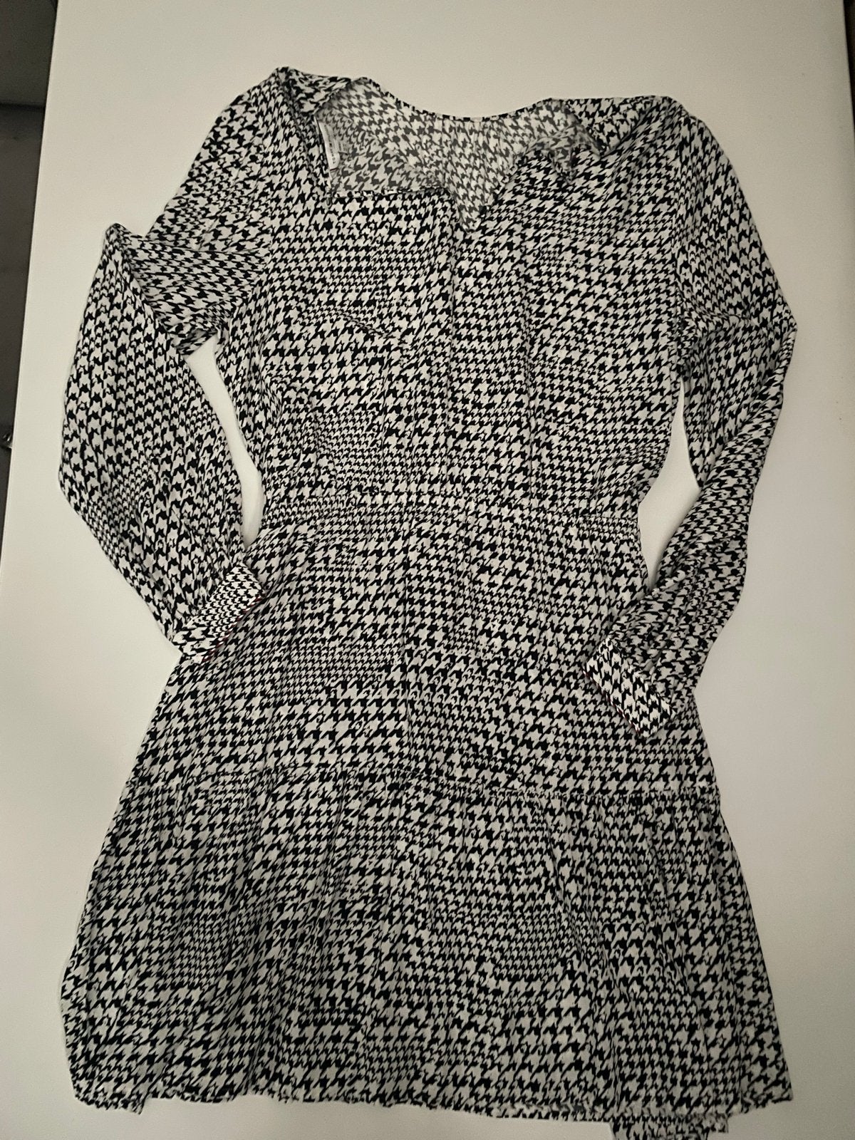 Nieuwe Tommy Hilfiger houndstooth jurk maat 42, Ophalen of Verzenden, Nieuw, Maat 42/44 (L), Zwart
