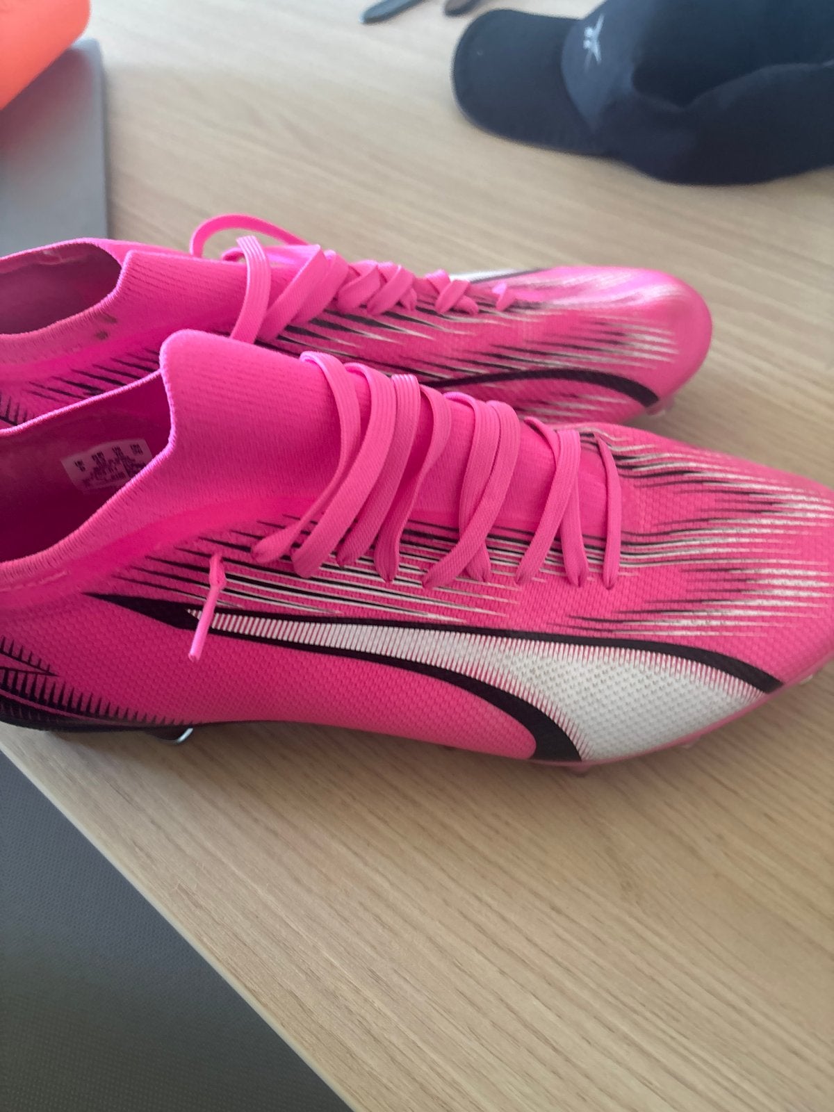 Nieuwe Puma schoenen - Roze, Ophalen of Verzenden, Nieuw, Schoenen