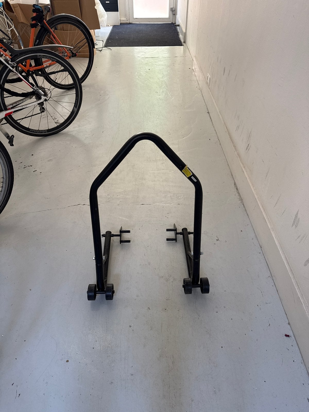 Motorfiets paddockstand / motorstandaard, Ophalen, Gebruikt