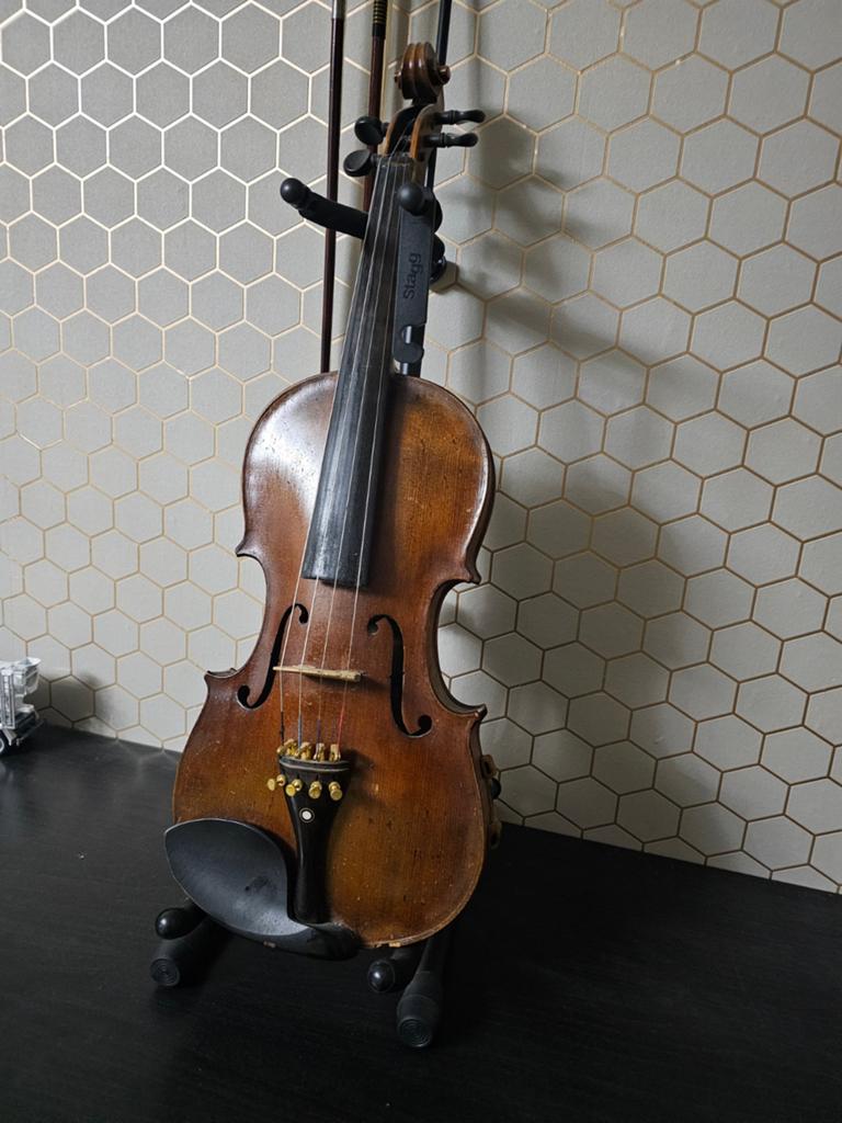 “Prachtige stem. Ook een heel oud meesterwerk, klaar om gesp, Muziek en Instrumenten, Strijkinstrumenten | Violen en Altviolen