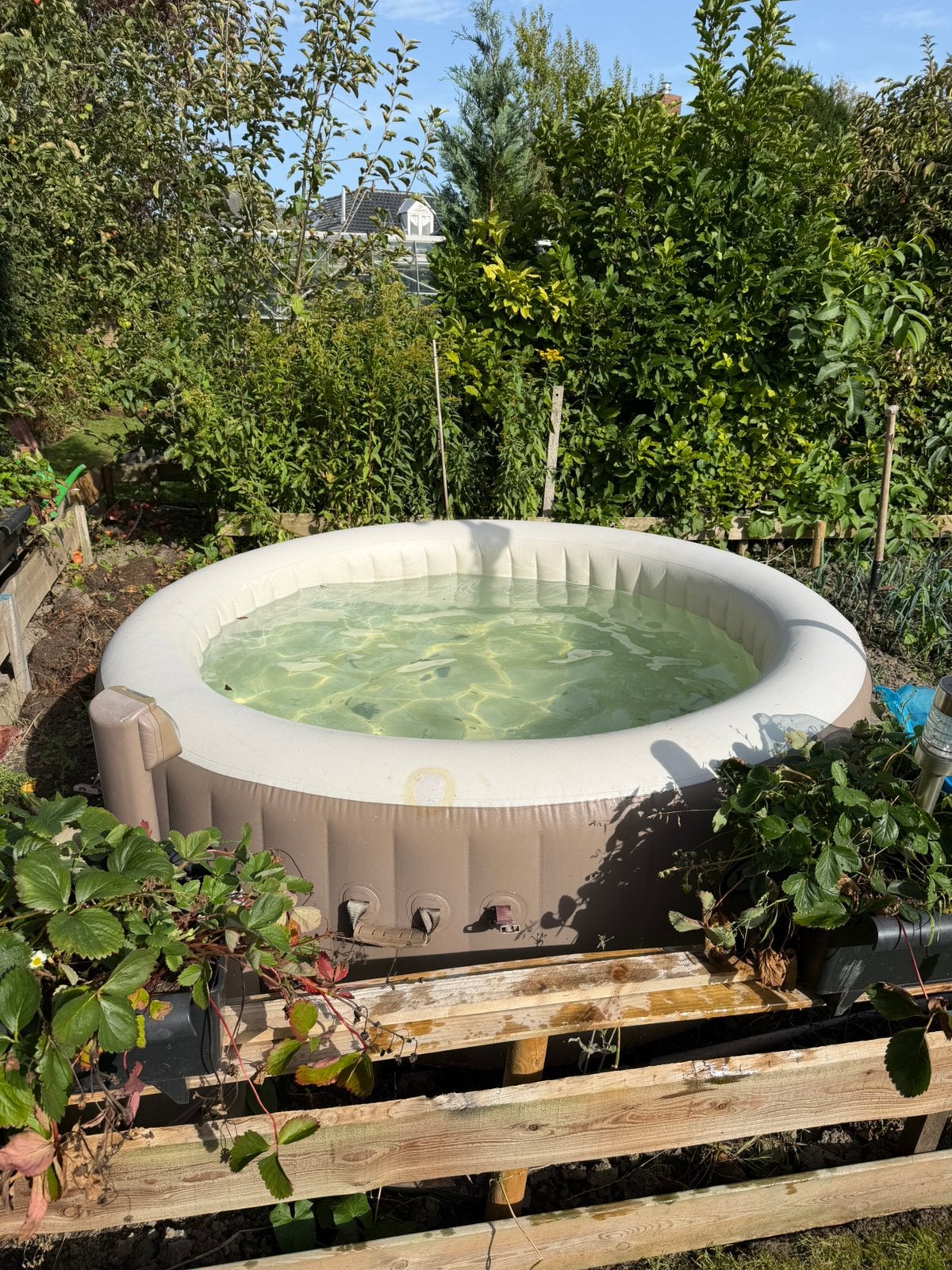 Intex jacuzzi, Tuin en Terras, Bubbelbaden en Hottubs, Ophalen, Gebruikt, Filter, Opblaasbaar