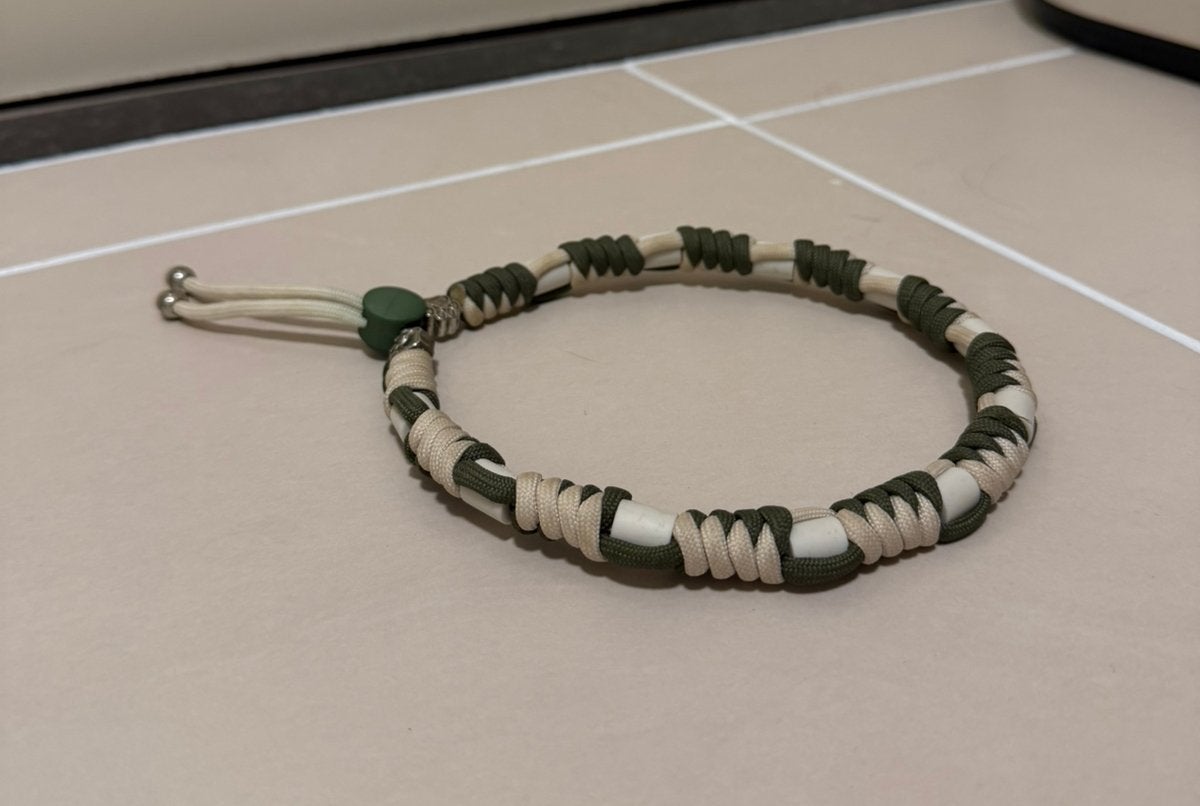 Anti Tekenbandje Hond 40-50 cm Groen, Ophalen of Verzenden, Handgemaakt, Zo goed als nieuw