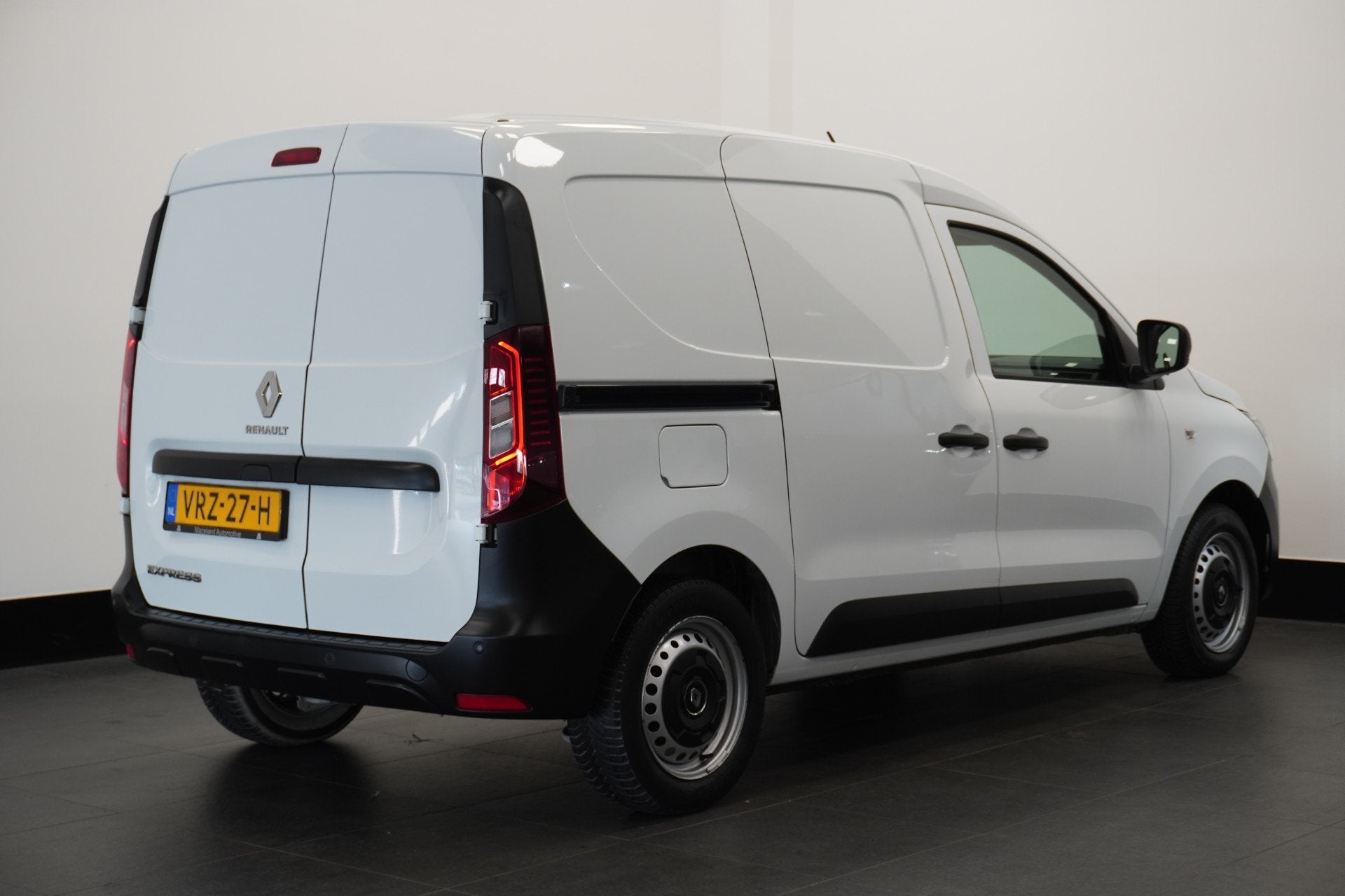 Renault Express 1.5 dCi EURO 6 - Airco - Cruise - PDC - €, Voorwielaandrijving, Stof, Gebruikt, Renault