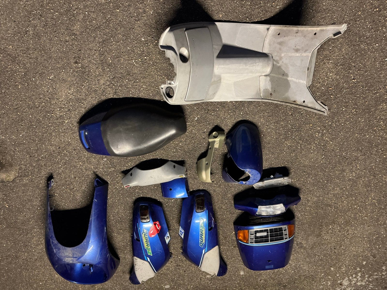 VOLLEDIGE Piaggio SKR/Quartz Mono LC Kappenset - Blauw, Ophalen of Verzenden, Gebruikt, Kap, Piaggio