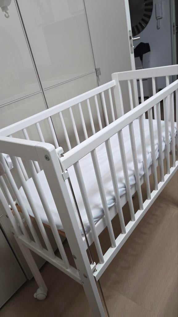 Baby ledikant crib met Aerosleep matras en hoeslaken, Kinderen en Baby's, Babywiegjes en Ledikanten, Ophalen of Verzenden, Gebruikt