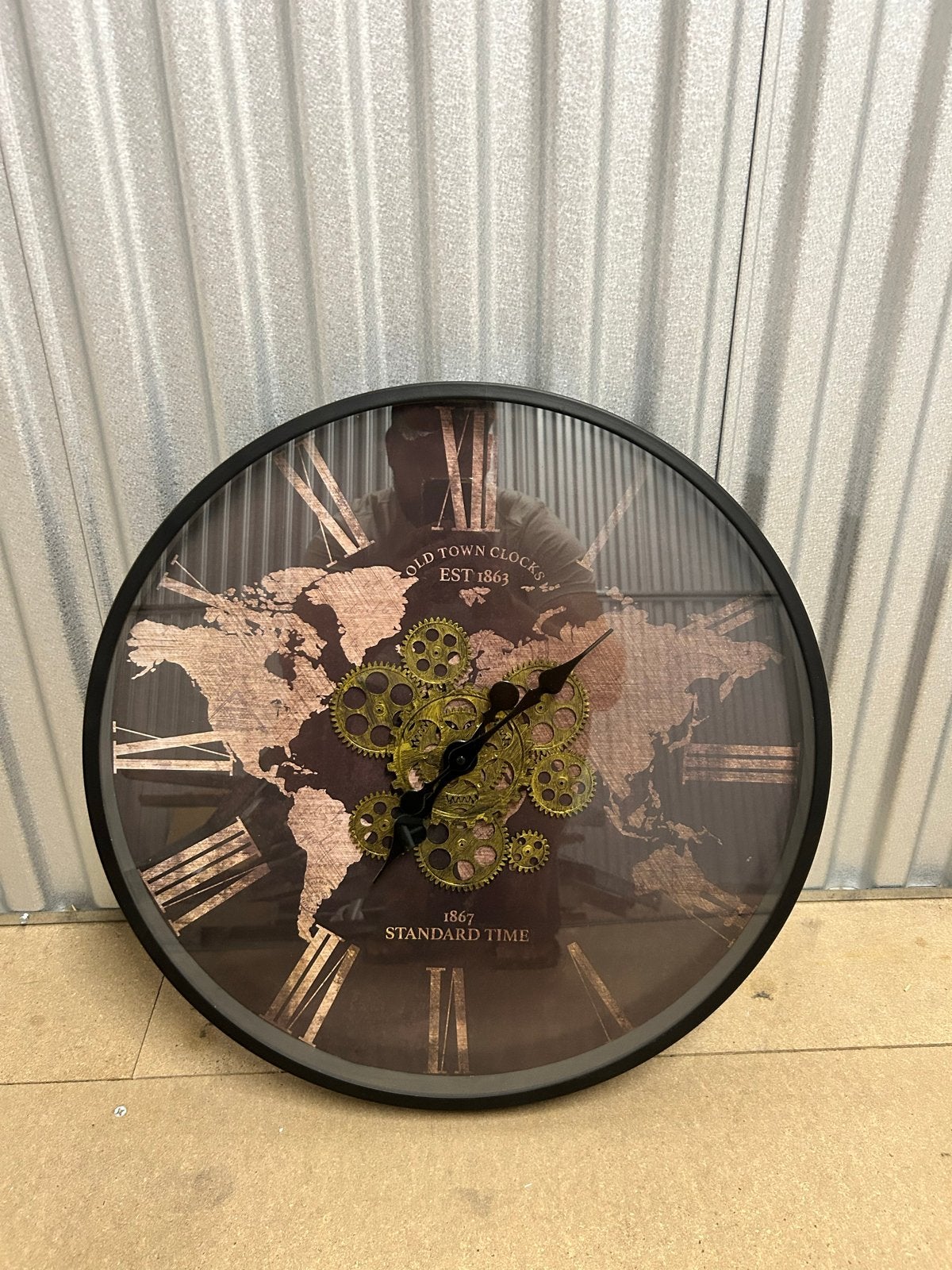 Grote wandklok met wereldkaart, Ophalen, Vintage, Analoog, Werkt op batterijen