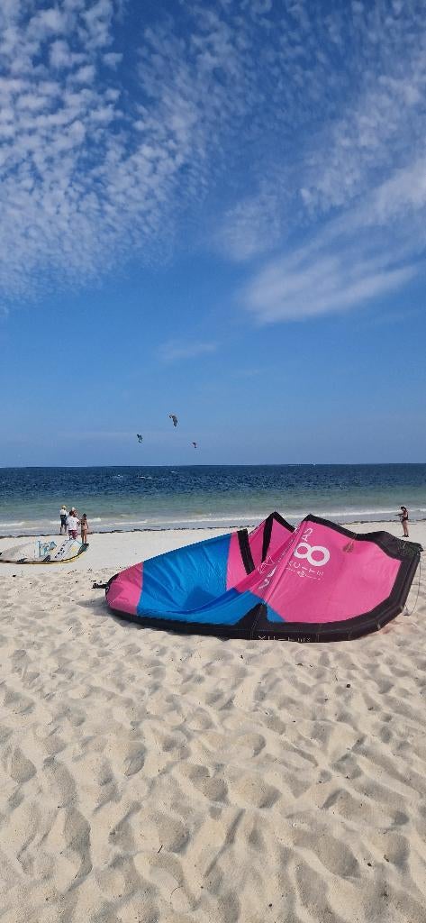 Ventum kiteboarding set 6-8-11, Watersport en Boten, Kitesurfen, Ophalen, Gebruikt, Kitesurf-set, Twintip