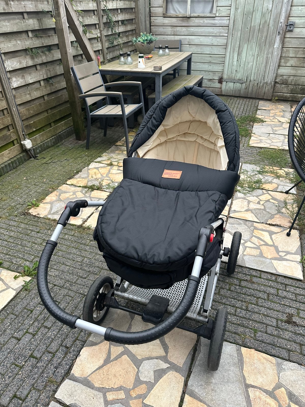 Gebruikte zwarte kinderwagen met buggy en accessoires, Overige merken, Gebruikt, Ophalen of Verzenden, Combiwagen