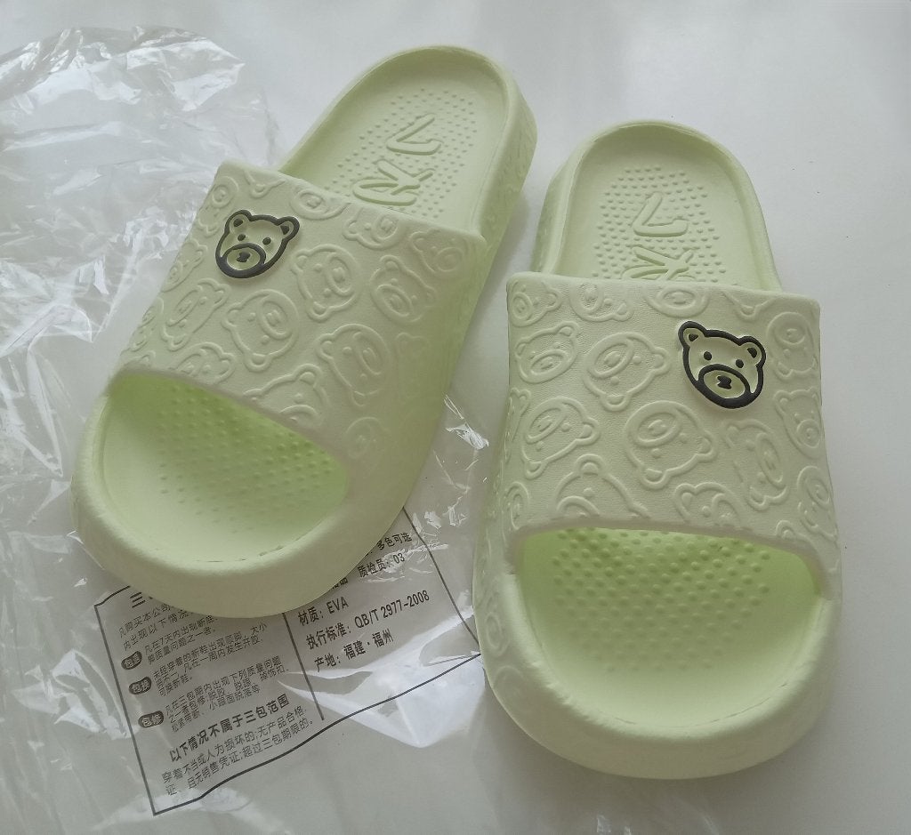 Groene slippers met beertjes, maat 40-41, nieuw, Verzenden, Nieuw, Stichting Angel's Choice, Angelschoice@gmail.com