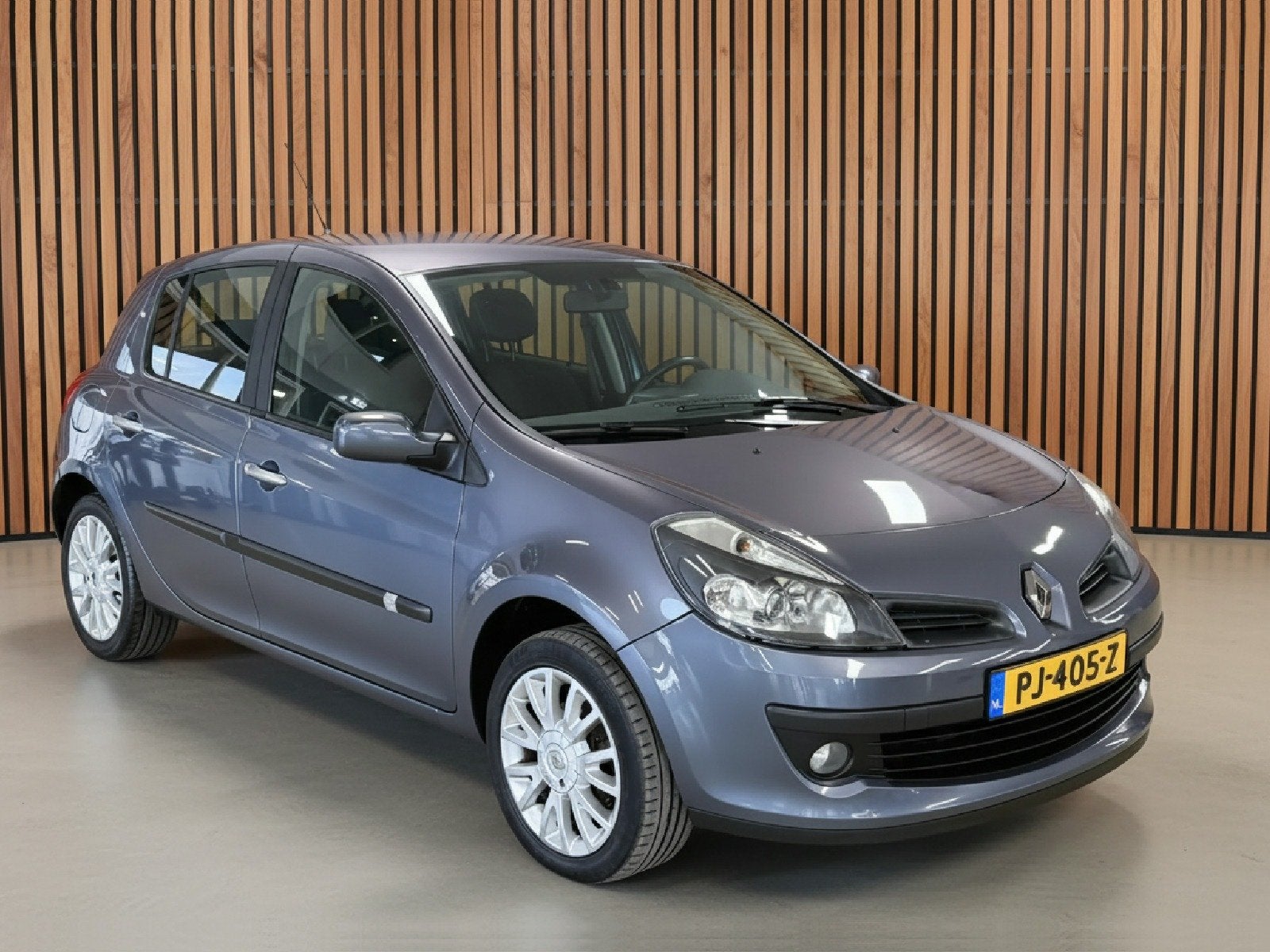 Renault Clio 1.6-16V Rip Curl | Nieuwe APK (bj 2007), Voorwielaandrijving, Gebruikt, 4 cilinders, Blauw