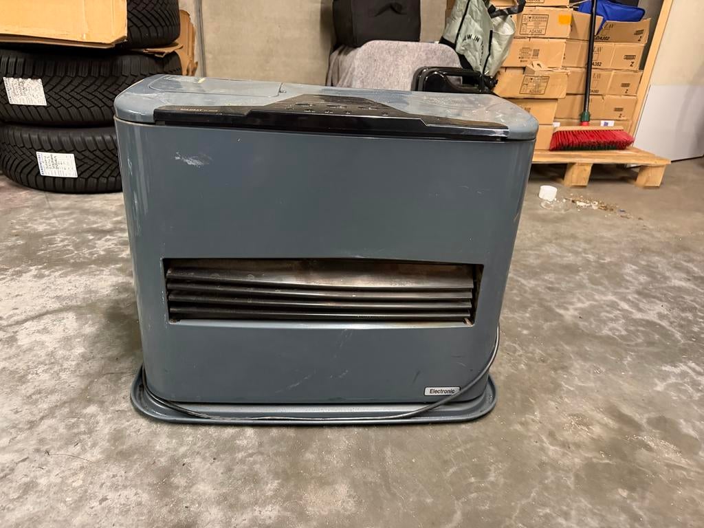 Solheat SL-4000E Petroleumkachel - Gebruikt, Huis en Inrichting, Kachels, Ophalen, Overige brandstoffen, Petroleumkachel, Zo goed als nieuw