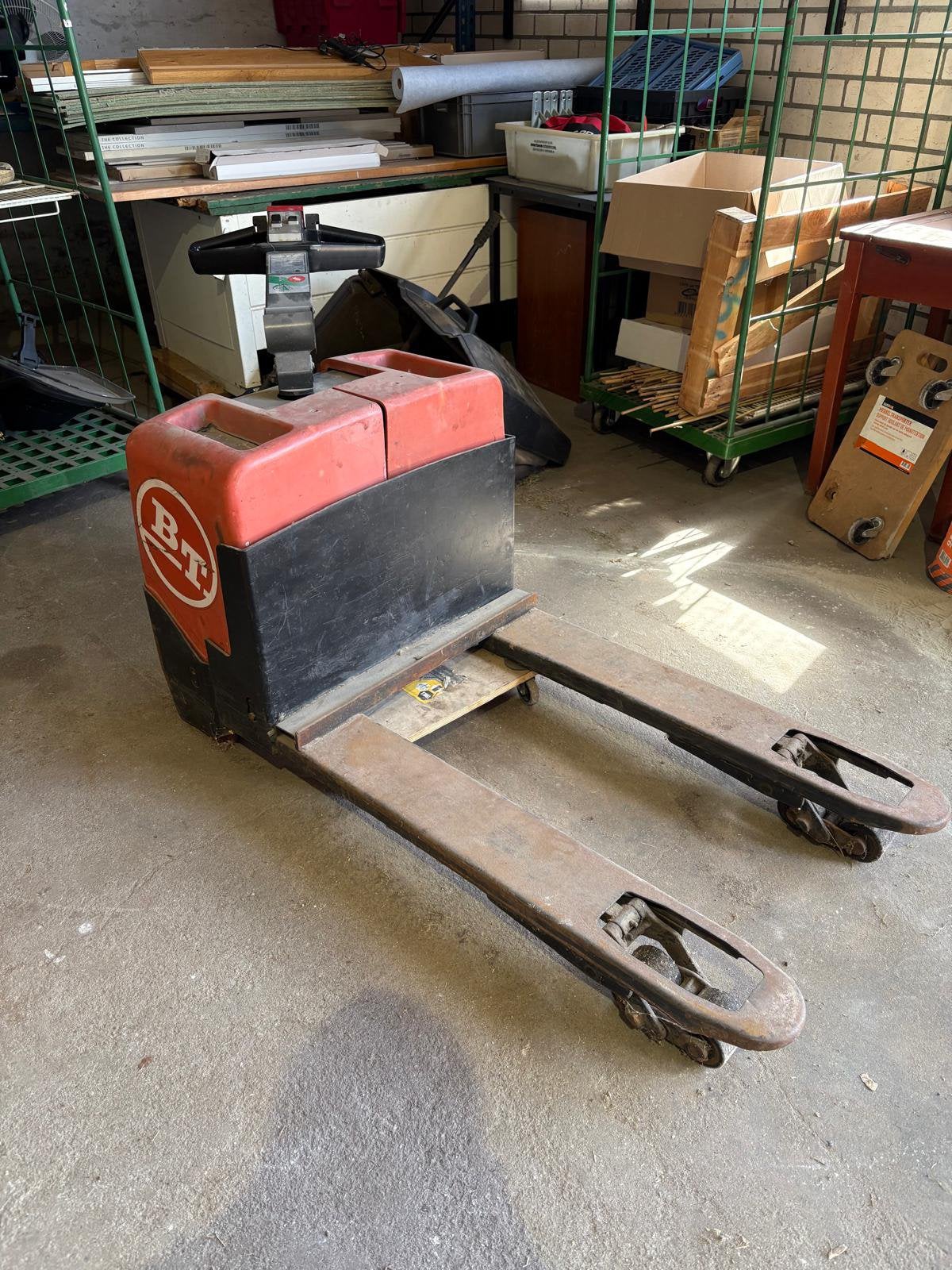 Electrische BT palletwagen, Ophalen, Gebruikt