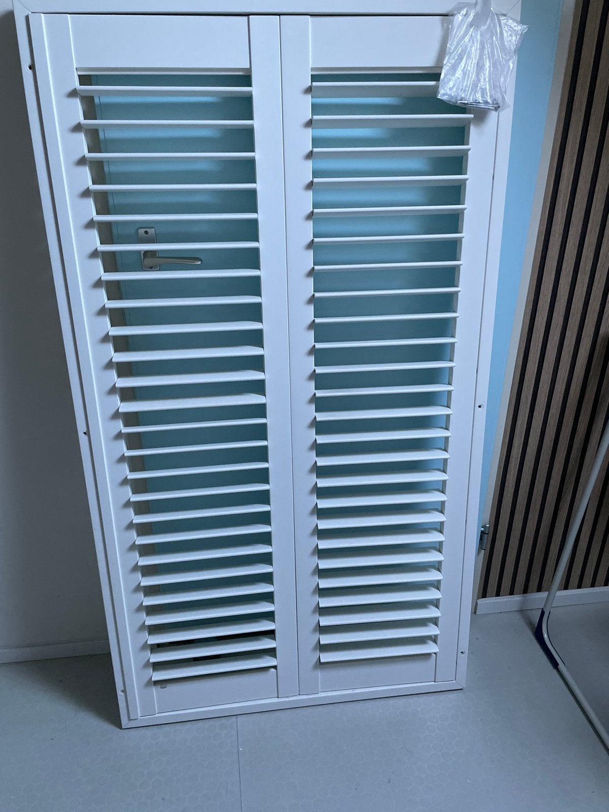Witte Shutter - 150cm x 84cm. Merk Jasno, Ophalen, Gebruikt, Wit, Shutter