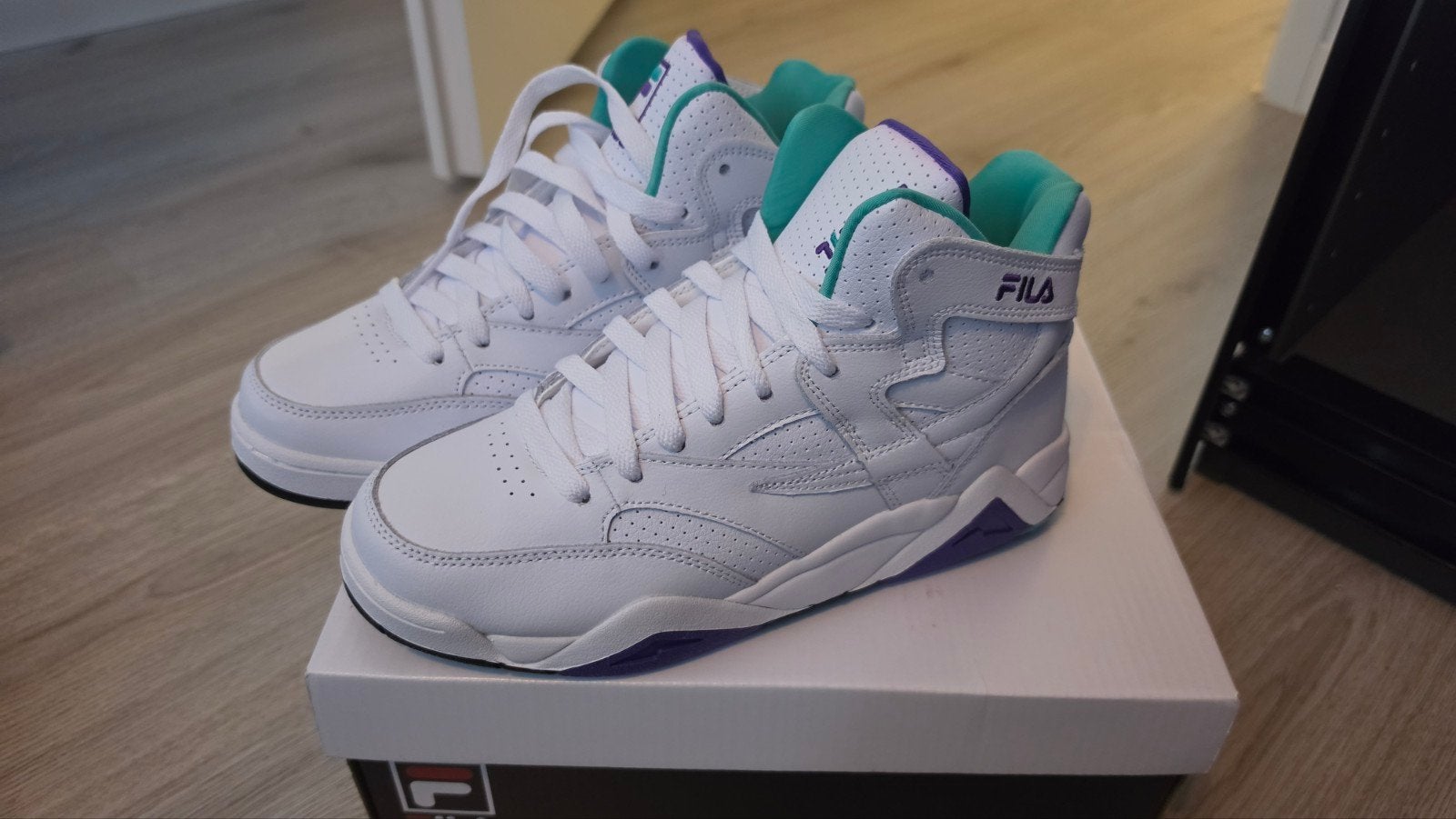 Fila schoenen mt 39, Kleding | Dames, Schoenen, Ophalen of Verzenden, Nieuw, Sneakers of Gympen