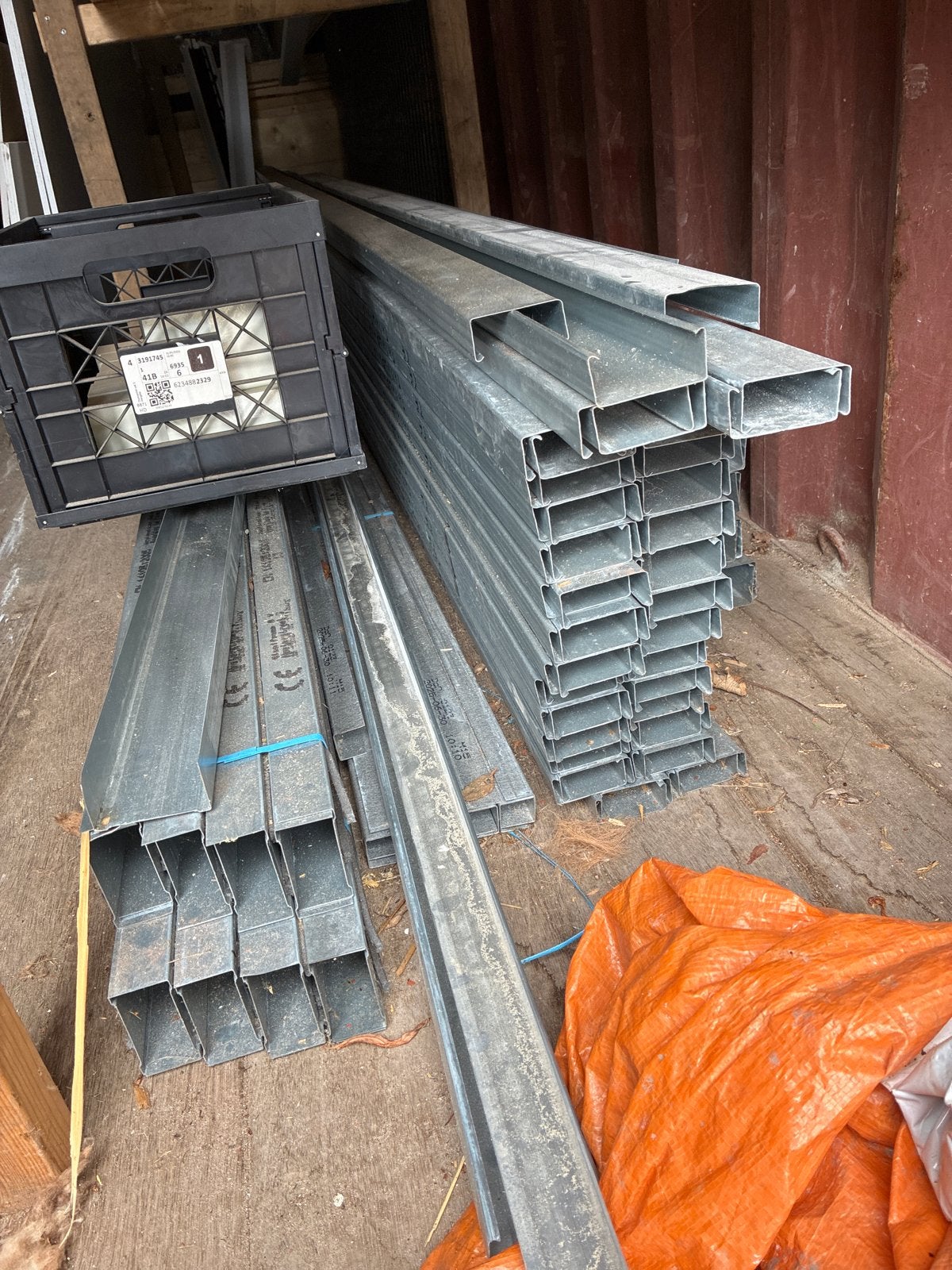Diverse metal stud profielen voor wand- en plafondconstruc, Ophalen, Nieuw, Overige metalen