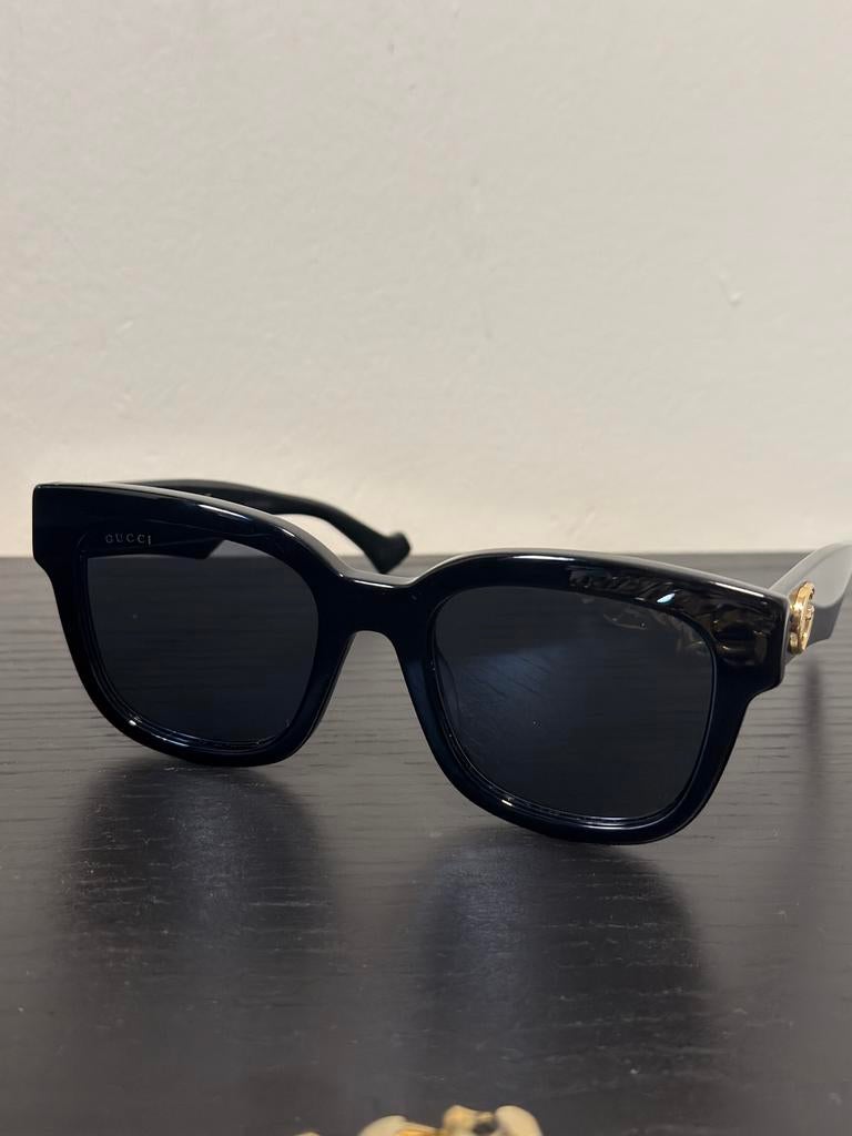 Gucci zonnebril, Ophalen of Verzenden, Nieuw, Zwart, Overige merken