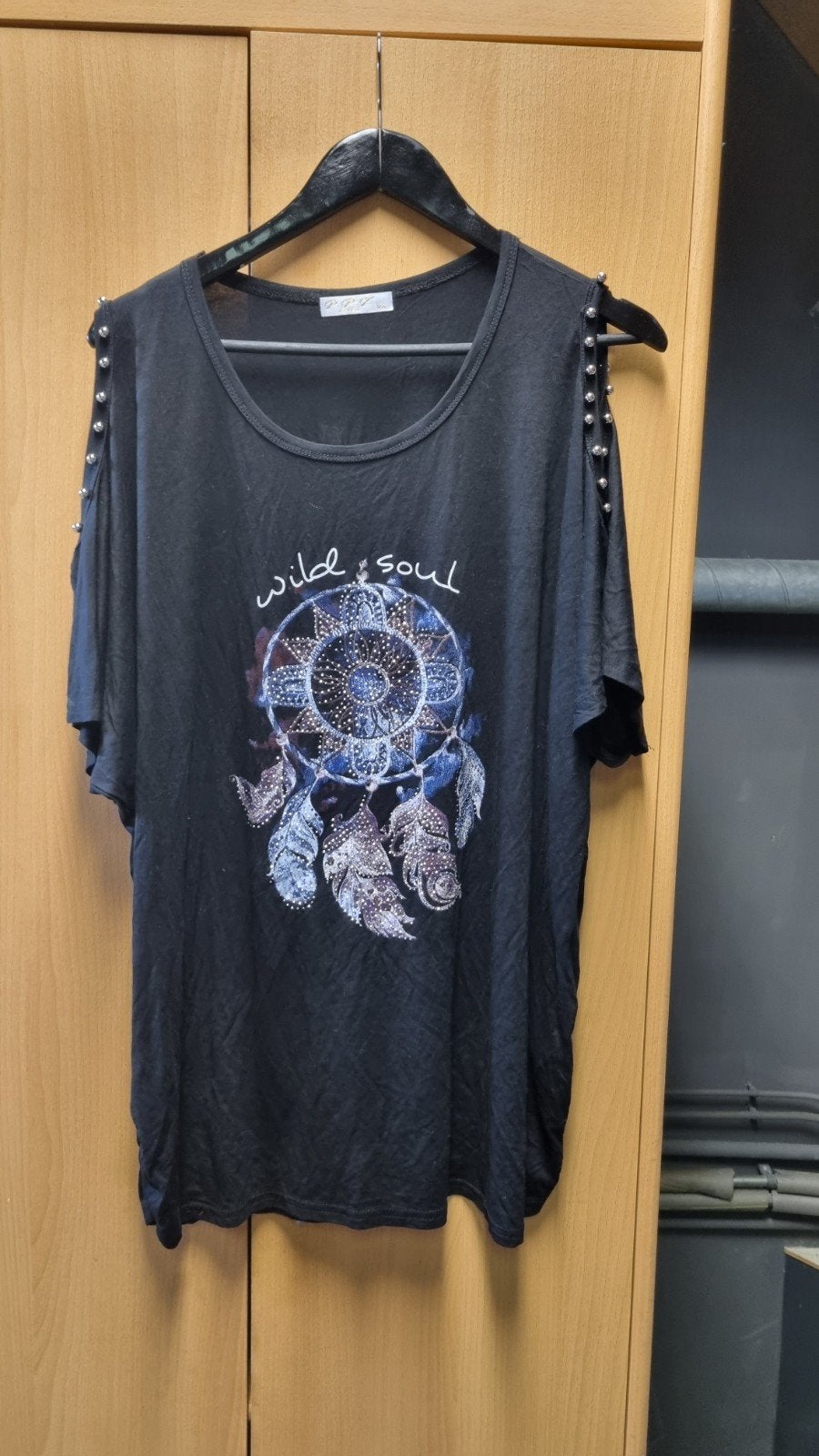 Zwart T-shirt M/L met dromenvanger opdruk en kraaltjes, Maat 38/40 (M), Zwart, P T Style, Ophalen of Verzenden