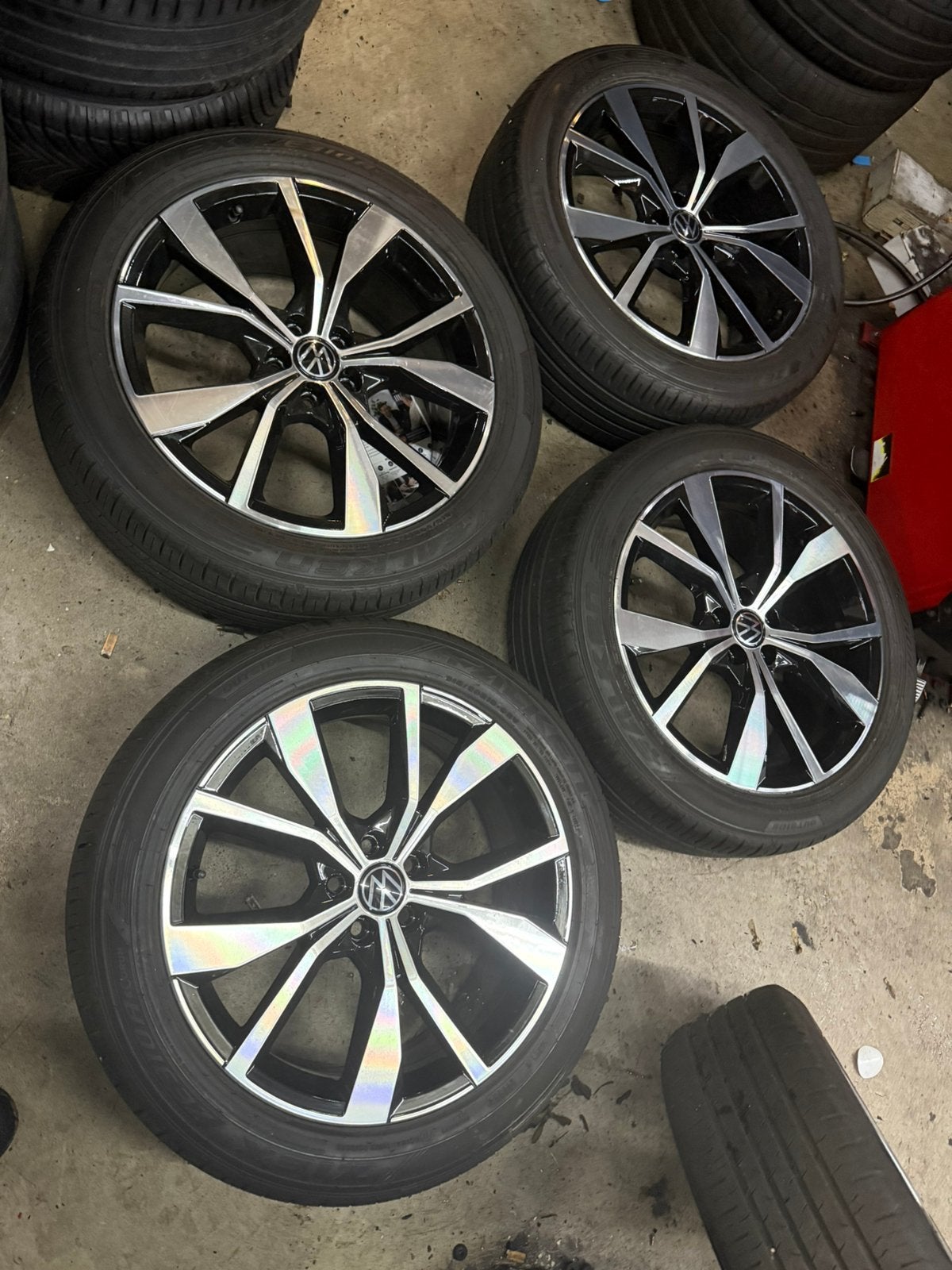 Volkswagen Taigo T-Cross Misano 18 inch velgen origin 5x100, 18 inch, 215 mm, Banden en Velgen, Ophalen of Verzenden