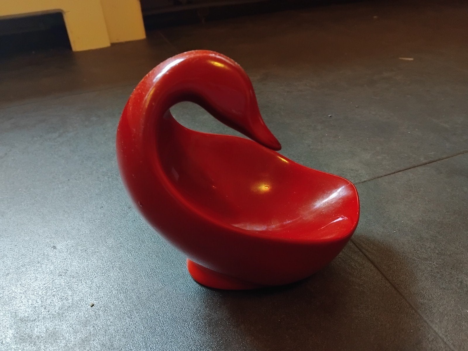 Zsolnay rood eend/zwaan beeldje, Ophalen of Verzenden