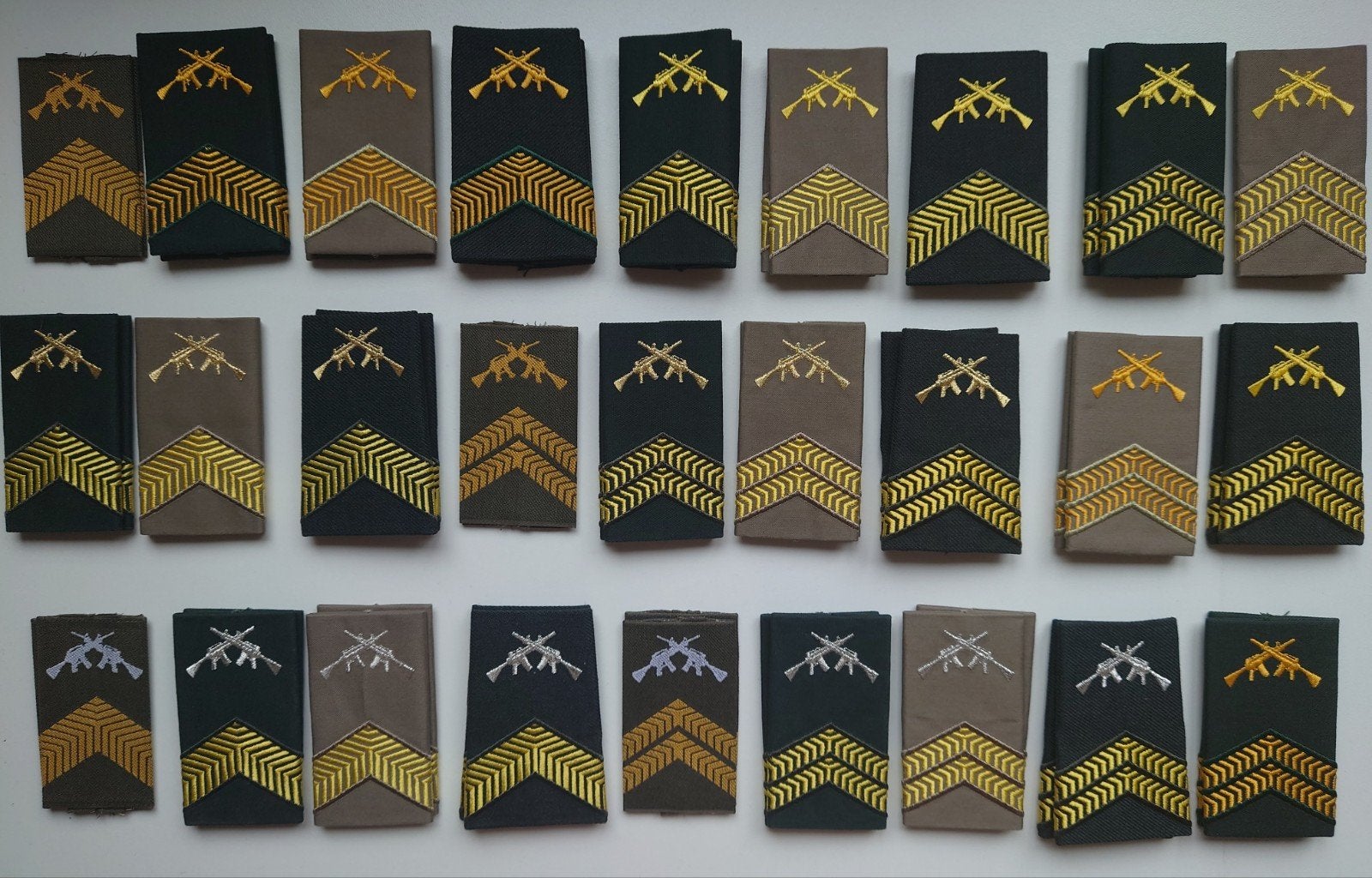 Rangen Landmacht OLK, Ophalen of Verzenden, Landmacht, Nederland, Embleem of Badge