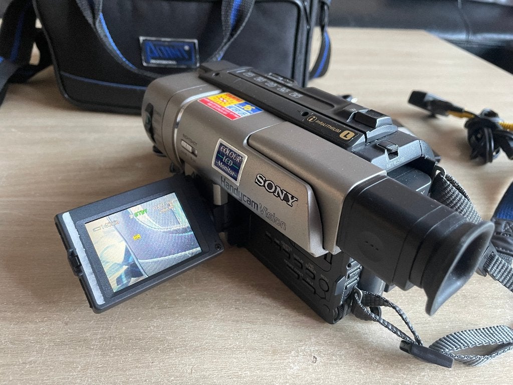 Sony Handycam Vision in werkende staat. Inclusief accu,, Audio, Tv en Foto, Gebruikt, 20x of meer, Geheugenkaart, Ophalen